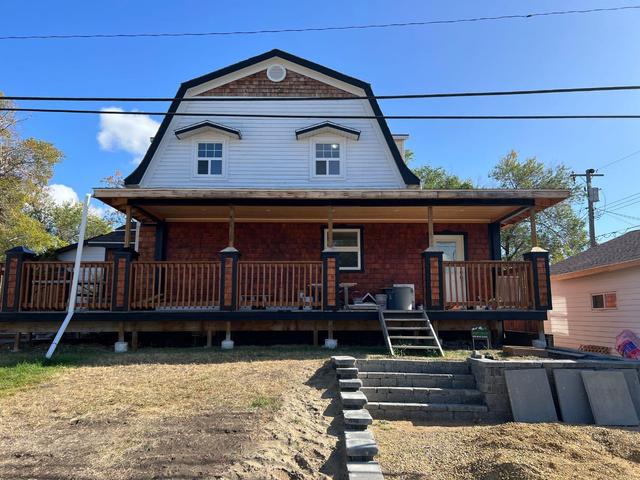 1507 2 Avenue Nw, House detached with 3 bedrooms, 1 bathrooms and 2 parking in Drumheller AB | Image 4
