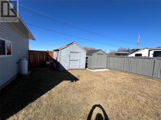 1908 102 Avenue, House detached with 3 bedrooms, 1 bathrooms and 1 parking in Dawson Creek BC | Image 23