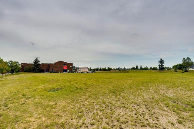 5739 24 Avenue Ne, Home with 3 bedrooms, 1 bathrooms and 1 parking in Calgary AB | Image 23