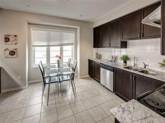 83 Chokecherry Cres, House attached with 3 bedrooms, 3 bathrooms and 3 parking in Markham ON | Image 11