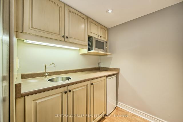 th4 - 185 Robinson St, Townhouse with 2 bedrooms, 2 bathrooms and 1 parking in Oakville ON | Image 8