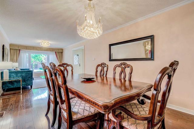 19 Coledale Rd, House detached with 4 bedrooms, 4 bathrooms and 6 parking in Markham ON | Image 37