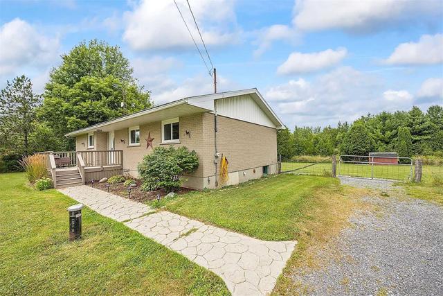 3058 Sand Hill Rd, House detached with 2 bedrooms, 1 bathrooms and 10 parking in Kingston ON | Image 12