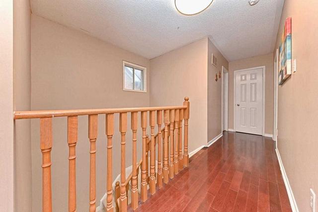 5 Chipmunk Cres, House detached with 3 bedrooms, 4 bathrooms and 6 parking in Brampton ON | Image 7