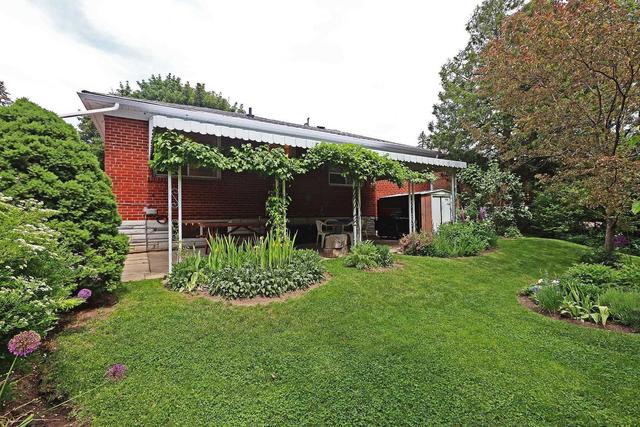 257 Park Home Ave, House detached with 3 bedrooms, 3 bathrooms and 5 parking in Toronto ON | Image 21