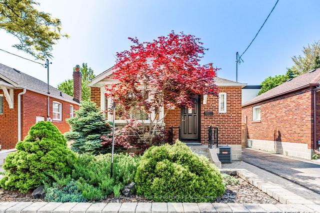 427 O'connor Dr, House detached with 2 bedrooms, 1 bathrooms and 4 parking in Toronto ON | Image 12