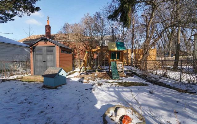 42 Freeman St, House detached with 2 bedrooms, 2 bathrooms and 2 parking in Toronto ON | Image 21