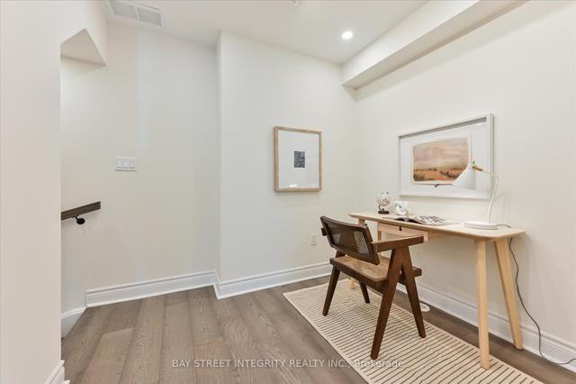 9 - 10 Hargrave Lane, Townhouse with 3 bedrooms, 3 bathrooms and 2 parking in Toronto ON | Image 11