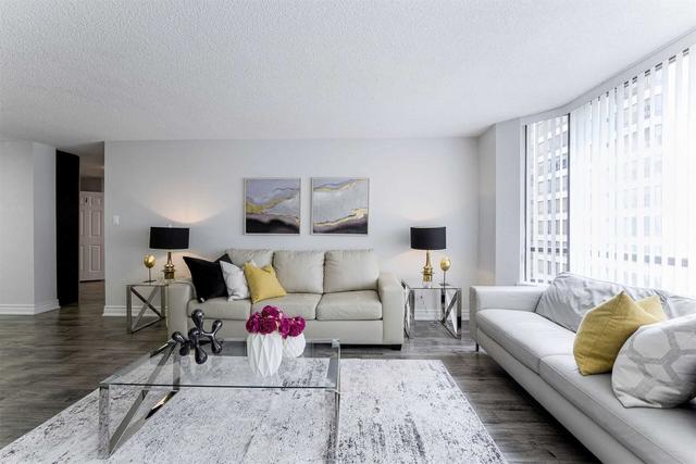 505 - 195 St Patrick St, Condo with 2 bedrooms, 2 bathrooms and 1 parking in Toronto ON | Image 4