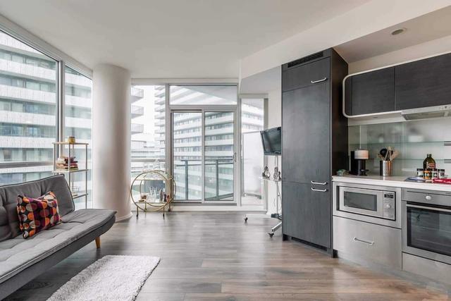 1907 - 45 Charles St E, Condo with 1 bedrooms, 1 bathrooms and 0 parking in Toronto ON | Image 8