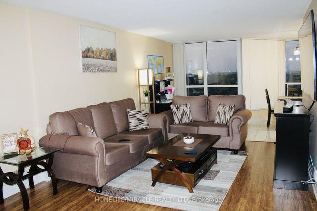 807 - 5 Rowntree Rd, Condo with 2 bedrooms, 2 bathrooms and 1 parking in Toronto ON | Image 6