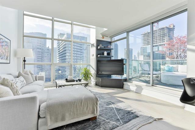 lph19 - 36 Blue Jays Way, Condo with 2 bedrooms, 2 bathrooms and 1 parking in Toronto ON | Image 23