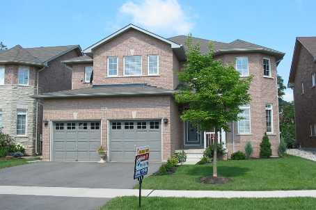 2283 Whitecliffe Way, House detached with 4 bedrooms, 4 bathrooms and 2 parking in Oakville ON | Image 1