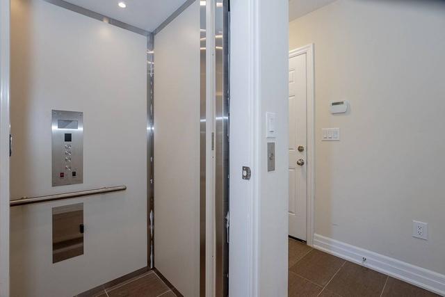 [th47] - 39 Beverley Glen Blvd, Townhouse with 3 bedrooms, 4 bathrooms and 2 parking in Vaughan ON | Image 30