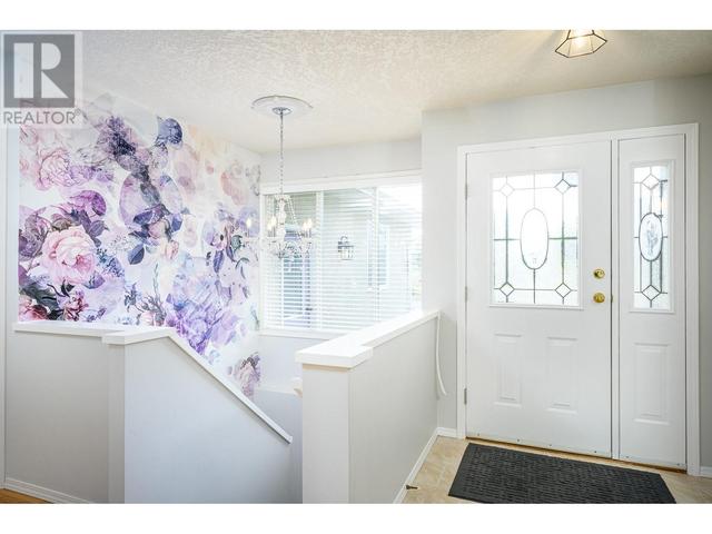 2072 Okanagan Street, House detached with 3 bedrooms, 2 bathrooms and 4 parking in Armstrong BC | Image 25