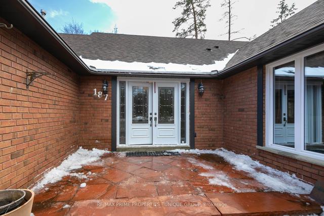 187 Heathwood Heights Dr, House detached with 3 bedrooms, 4 bathrooms and 4 parking in Aurora ON | Image 12
