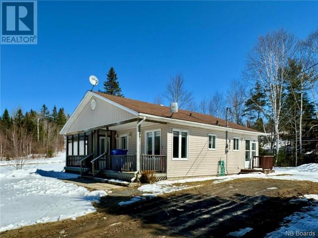 11252 - 105 Route, House detached with 1 bedrooms, 1 bathrooms and null parking in Perth NB | Image 4