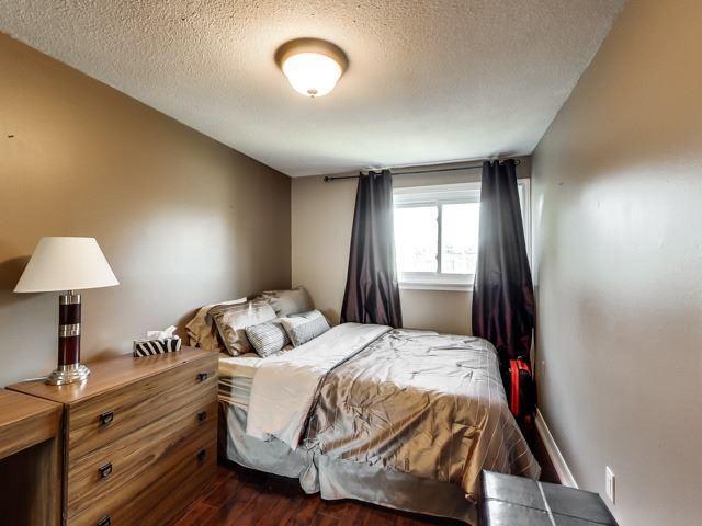 81 Darras Crt, Townhouse with 3 bedrooms, 2 bathrooms and 2 parking in Brampton ON | Image 15