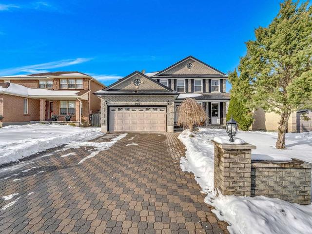793 Sundance Circ, House detached with 4 bedrooms, 4 bathrooms and 6 parking in Oshawa ON | Image 12