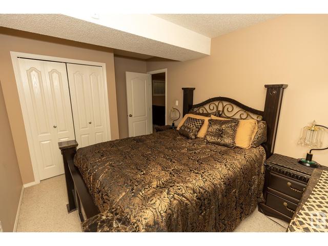 425 84 St Sw Sw, House detached with 4 bedrooms, 3 bathrooms and null parking in Edmonton AB | Image 31