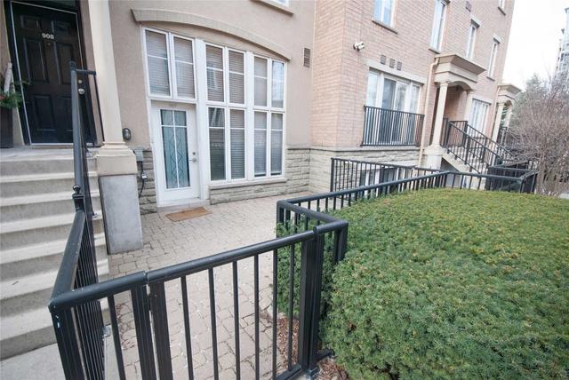 907 50 Western Battery Rd, Townhouse with 1 bedrooms, 1 bathrooms and 1 parking in Toronto ON | Image 12
