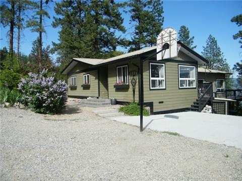 9565 Hodges Rd, House detached with 3 bedrooms, 2 bathrooms and 3 parking in Central Okanagan West BC | Image 1