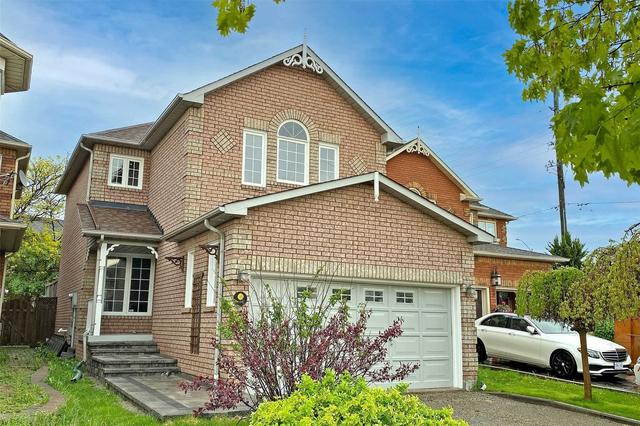 5 Trent St, House detached with 3 bedrooms, 4 bathrooms and 4 parking in Aurora ON | Card Image