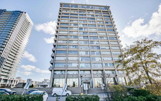 Uph110 - 797 Don Mills Rd, Condo with 1 bedrooms, 2 bathrooms and 1 parking in Toronto ON | Image 1