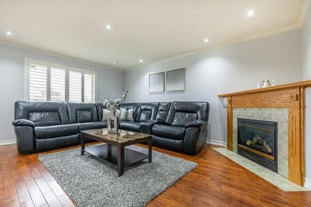 39 Benjamin Dr, House detached with 4 bedrooms, 4 bathrooms and 4 parking in Hamilton ON | Image 6