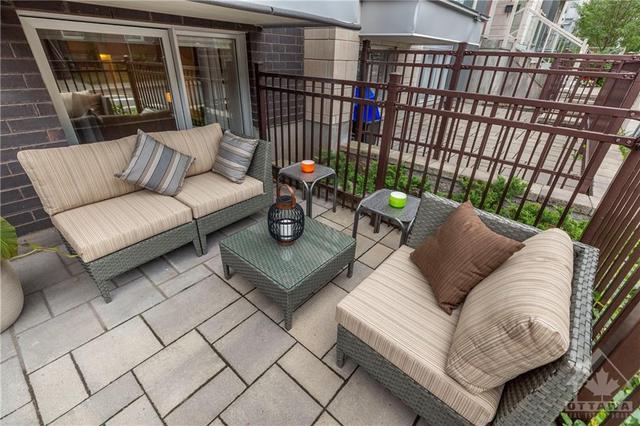 38 Holmwood Avenue, Condo with 2 bedrooms, 3 bathrooms and 1 parking in Ottawa ON | Image 26