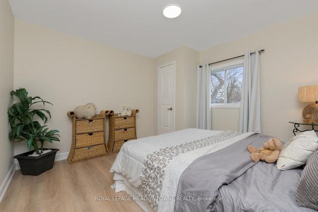 434 Brunswick St, House detached with 2 bedrooms, 2 bathrooms and 6 parking in Hamilton ON | Image 13
