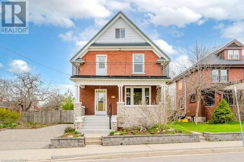 20 Brunswick Avenue, House other with 4 bedrooms, 2 bathrooms and 3 parking in Kitchener ON | Card Image