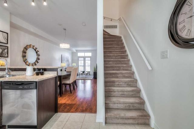 6 Pont Lane, House attached with 3 bedrooms, 2 bathrooms and 2 parking in Toronto ON | Image 13
