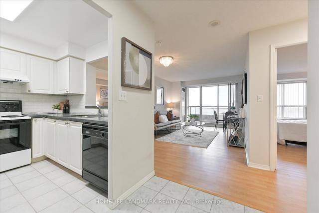 lph10 - 39 Pemberton Ave, Condo with 2 bedrooms, 2 bathrooms and 1 parking in Toronto ON | Image 12