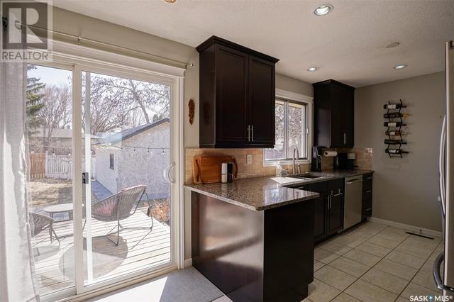 929 East Centre, House detached with 4 bedrooms, 2 bathrooms and null parking in Saskatoon SK | Image 13