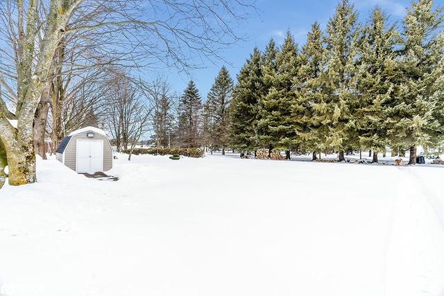 2310 Hwy 11 S, House detached with 3 bedrooms, 1 bathrooms and 6 parking in Oro Medonte ON | Image 15