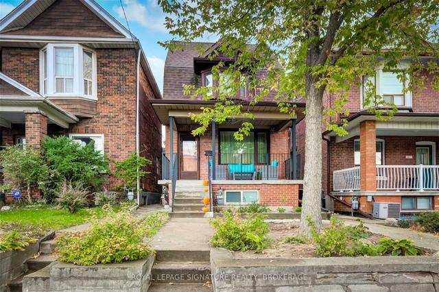 985 Shaw St, House detached with 4 bedrooms, 2 bathrooms and 0 parking in Toronto ON | Image 12
