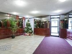 906 - 3145 Queen Frederica Dr, Condo with 1 bedrooms, 1 bathrooms and 1 parking in Mississauga ON | Image 2