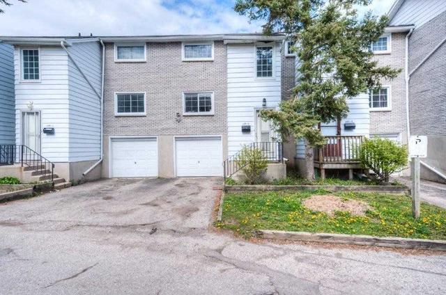 8 - 649 Albert St, Townhouse with 4 bedrooms, 2 bathrooms and 2 parking in Waterloo ON | Image 12