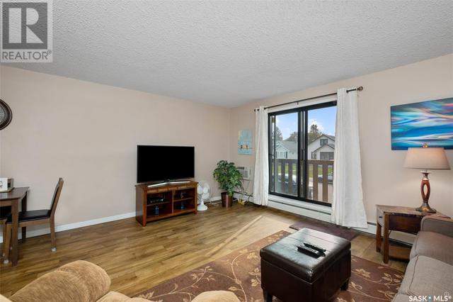 205 - 314 11th Street E, Condo with 2 bedrooms, 1 bathrooms and null parking in Prince Albert SK | Image 6
