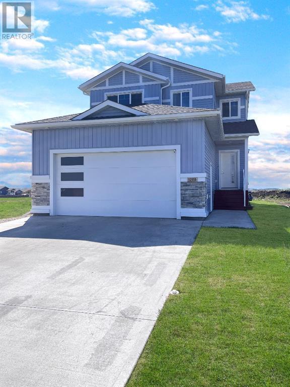 12918 102a Street, House detached with 4 bedrooms, 3 bathrooms and 6 parking in Grande Prairie AB | Card Image