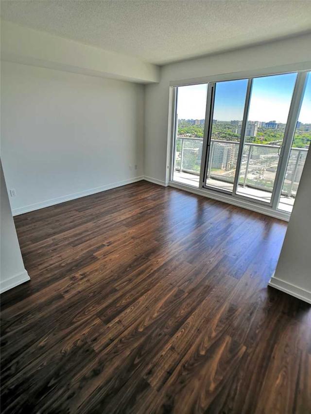 2301 - 117 Mcmahon Dr, Condo with 0 bedrooms, 1 bathrooms and 1 parking in Toronto ON | Image 6