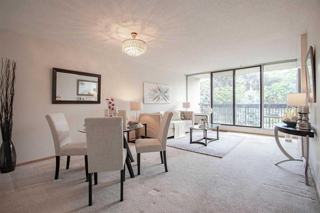 302N - 10 Fashion Rose Way, Condo with 2 bedrooms, 2 bathrooms and 1 parking in Toronto ON | Image 2