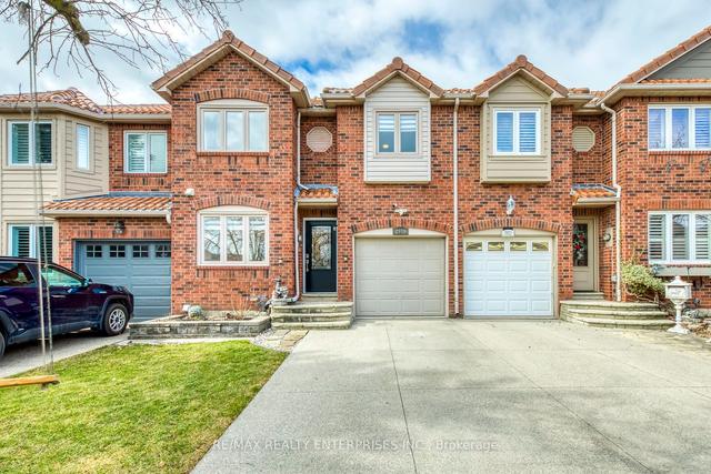 2919 Redbud Ave, House attached with 3 bedrooms, 4 bathrooms and 3 parking in Oakville ON | Image 1