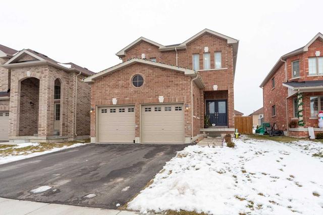 26 Claxton Cres, House detached with 4 bedrooms, 4 bathrooms and 4 parking in Kawartha Lakes ON | Image 12