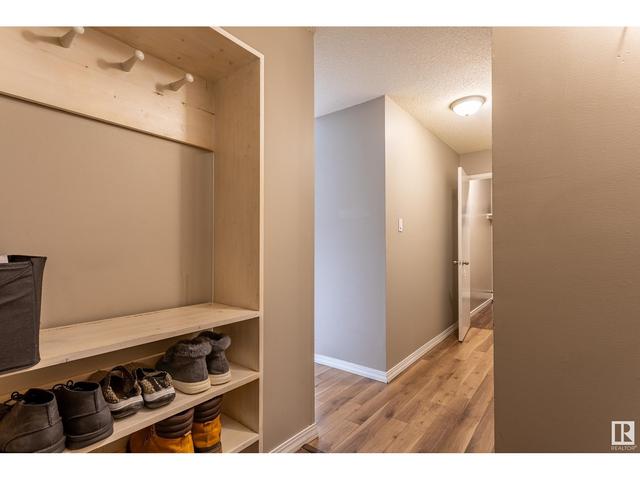 301 - 10740 105 St Nw, Condo with 1 bedrooms, 1 bathrooms and 1 parking in Edmonton AB | Image 4