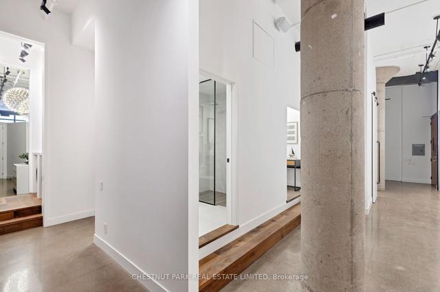 304-305 - 90 Sumach St, Condo with 3 bedrooms, 3 bathrooms and 2 parking in Toronto ON | Image 21