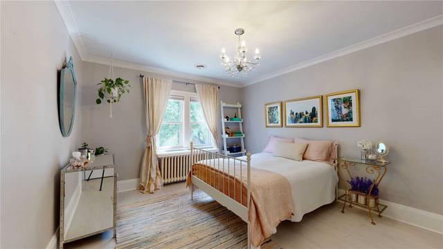 769 Spadina Rd, House detached with 4 bedrooms, 3 bathrooms and 5 parking in Toronto ON | Image 7