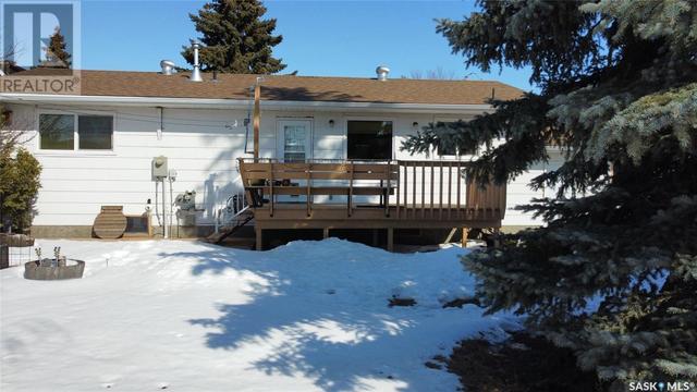 111 17th Street W, House detached with 4 bedrooms, 3 bathrooms and null parking in Battleford SK | Image 28