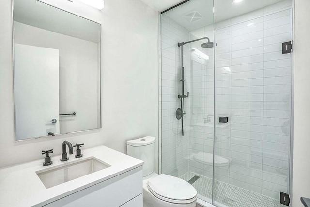 301 - 22 Lombard St, Condo with 2 bedrooms, 2 bathrooms and 0 parking in Toronto ON | Image 14
